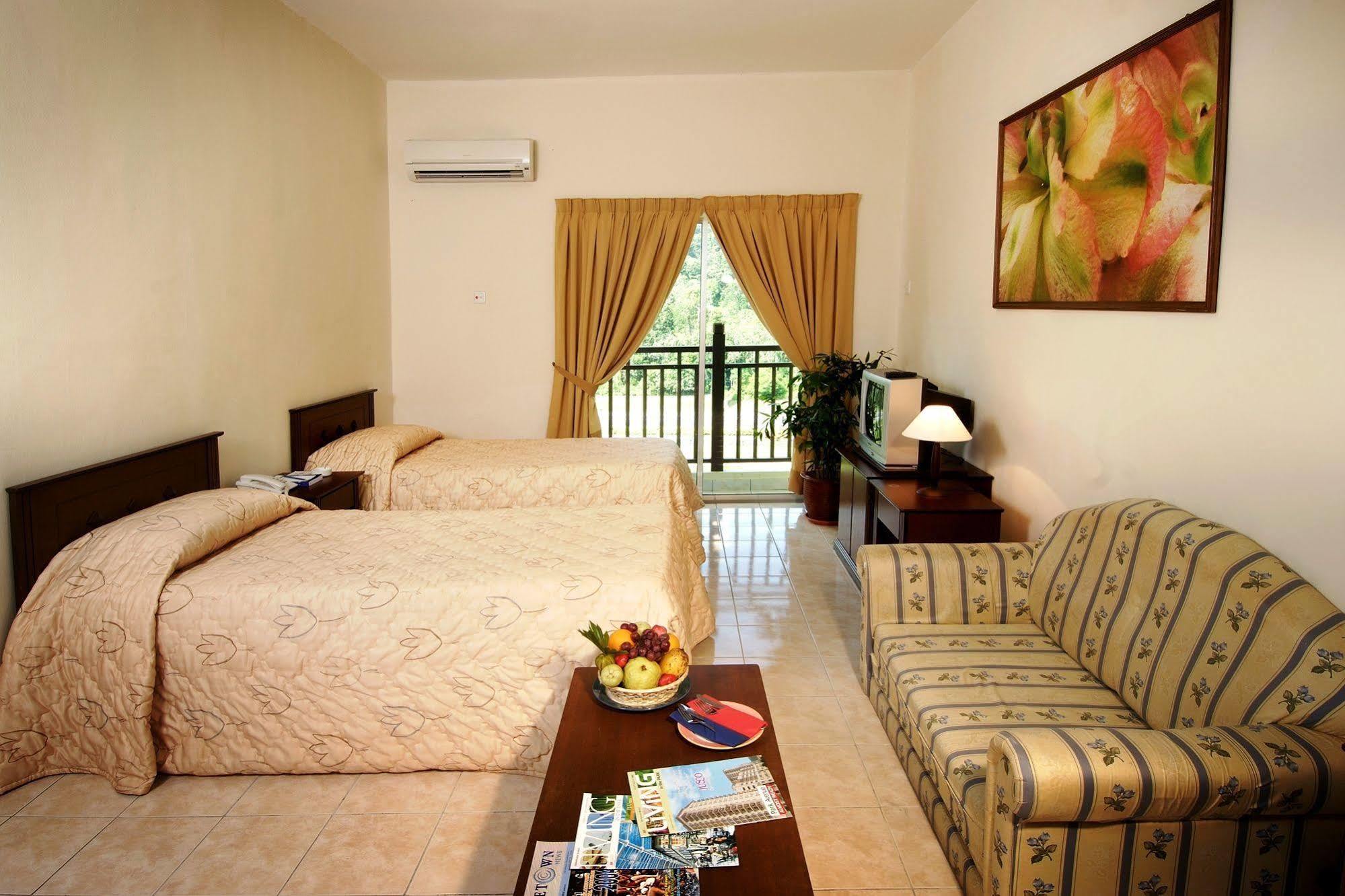 Suria Service Apartment-Hotel Bukit Merah Exterior foto