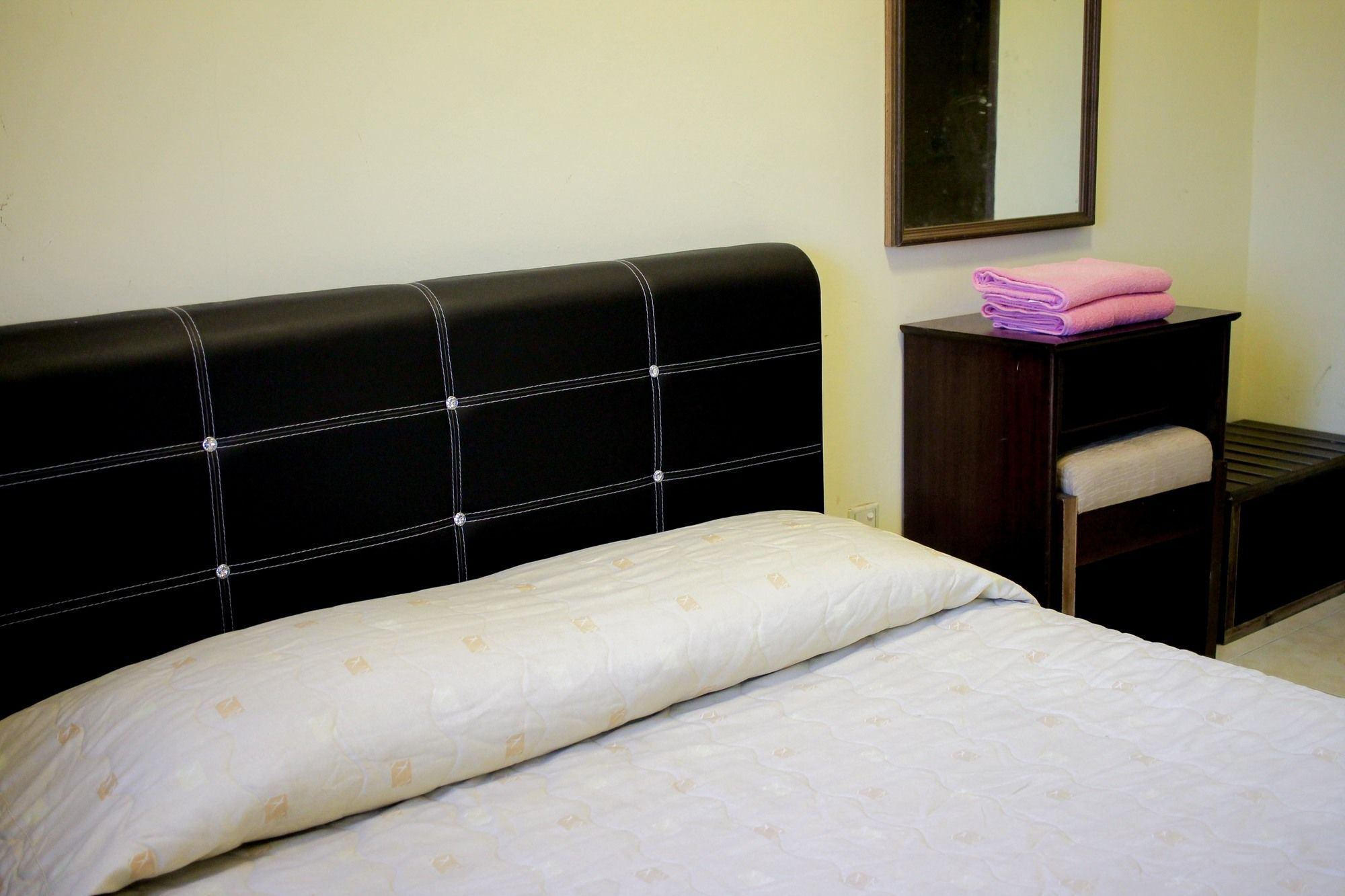 Suria Service Apartment-Hotel Bukit Merah Exterior foto