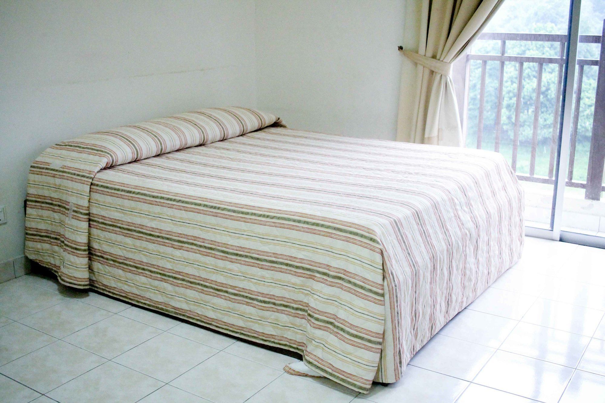 Suria Service Apartment-Hotel Bukit Merah Exterior foto